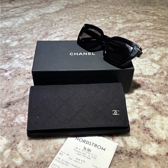 CHANEL Accessories - CHANEL Elegant Polarized Black Sunglasses